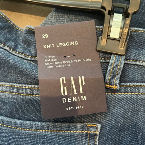 Gap Knit Legging Jeans Size 29 - Picture 1 of 3